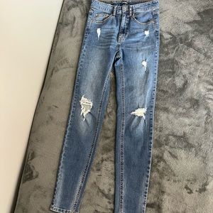 Wild fable ripped jeans size 2